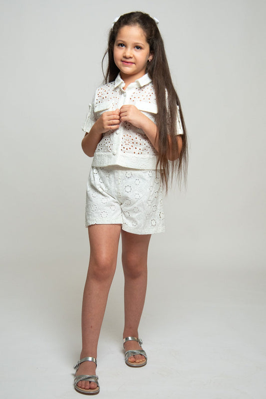 SHORT EN BRODERIE ANGLAISE